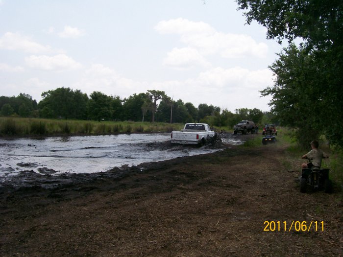 2011-Jun-11_HGR4X4_JessesBD_P1 007